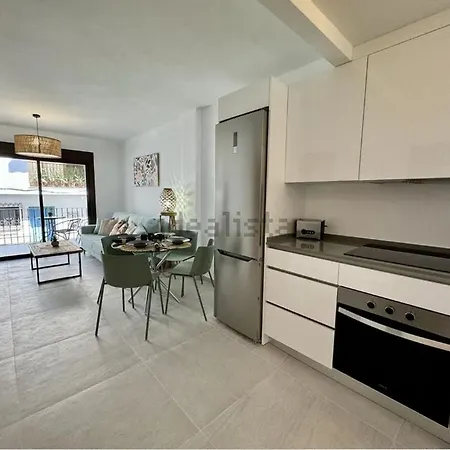 2 Bed In Benahavís